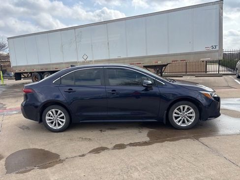 Used 2024 Toyota Corolla XLE image 4