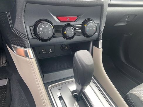 Used 2024 Subaru Forester AWD/4WD image 25