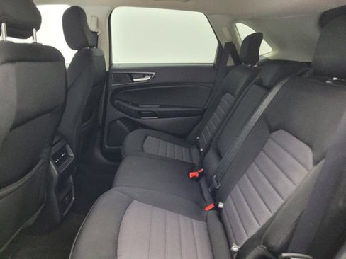 Used 2020 Ford Edge SE AWD/4WD image 18