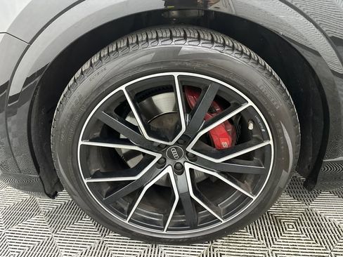 Used 2022 Audi SQ8 Prestige AWD/4WD image 13