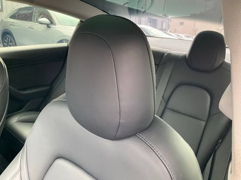 Used 2022 Tesla Model 3 RWD image 18