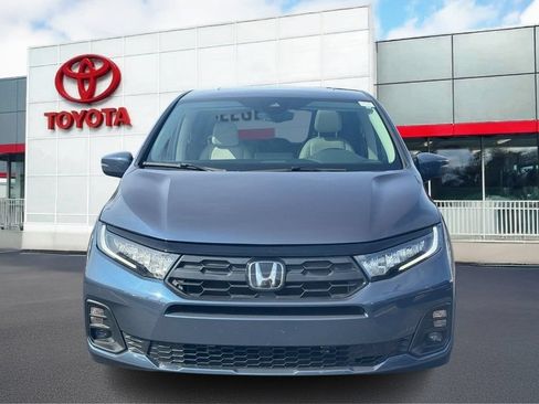 Used 2025 Honda Odyssey EX-L image 11
