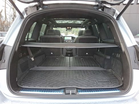 Used 2022 Mercedes-Benz GLS 450 4MATIC image 25