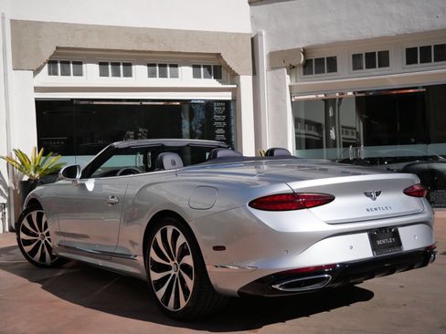 New 2026 Bentley Continental GTC AWD/4WD image 3