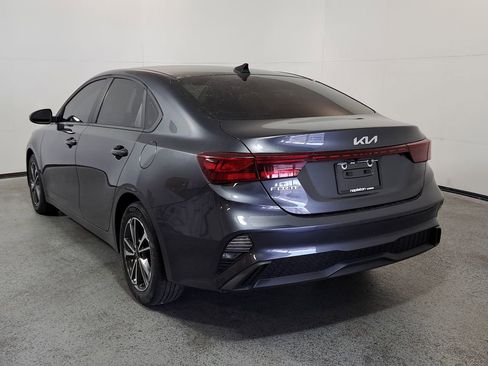 Used 2022 Kia Forte LXS w/ LXS Technology Package image 5