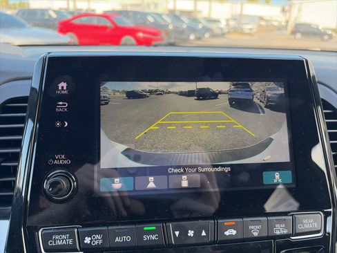 Used 2023 Honda Odyssey Sport image 17