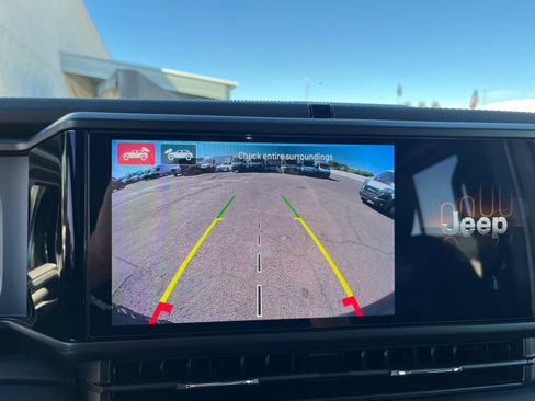 Used 2026 Jeep Wrangler Unlimited Rubicon image 23