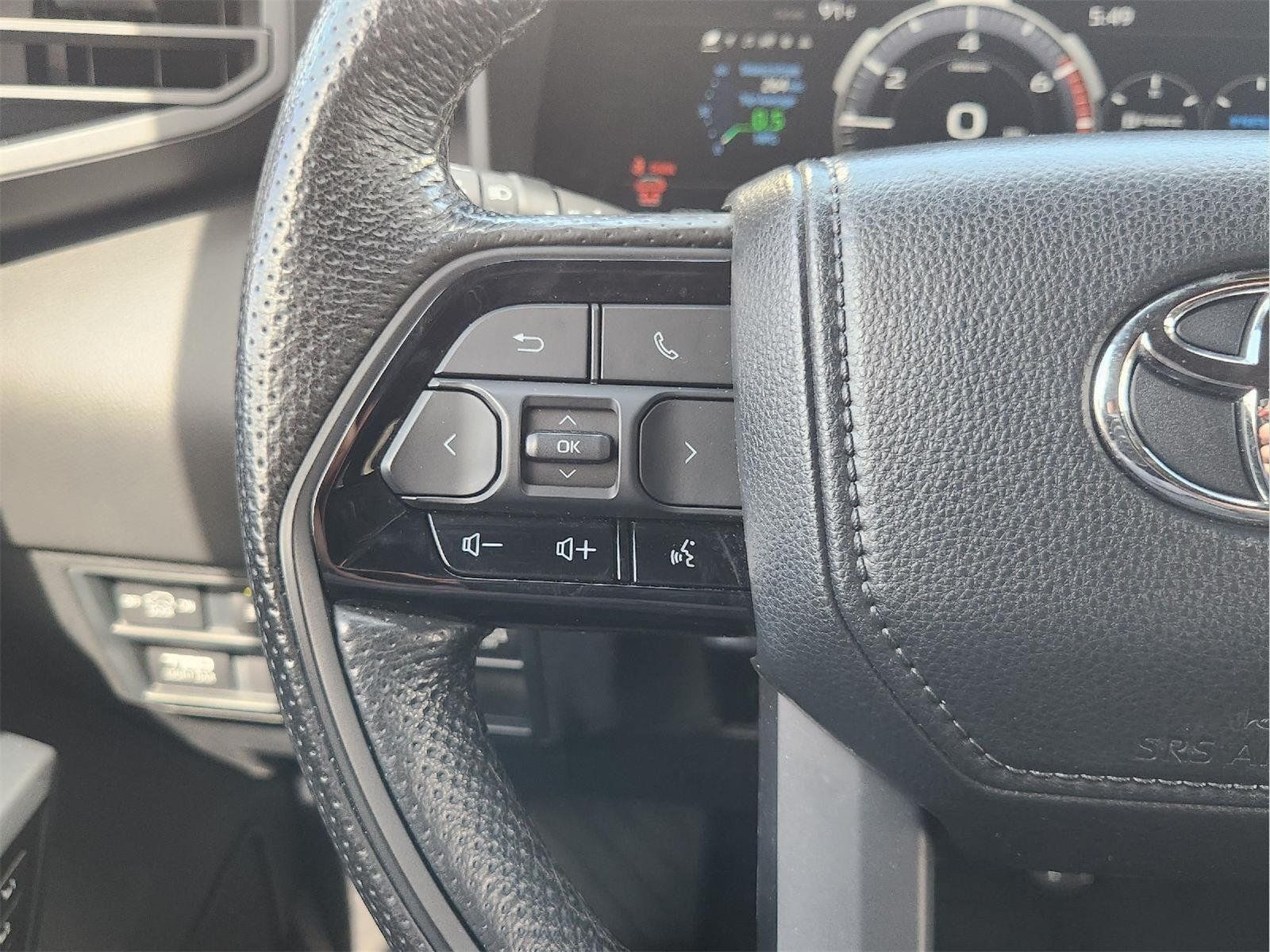 Used 2024 Toyota Sequoia TRD Pro AWD/4WD image 28