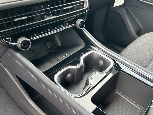 New 2026 Chevrolet Traverse LT w/ Driver Confidence Package image 28