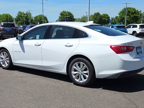 Used 2024 Chevrolet Malibu LT FWD image 6