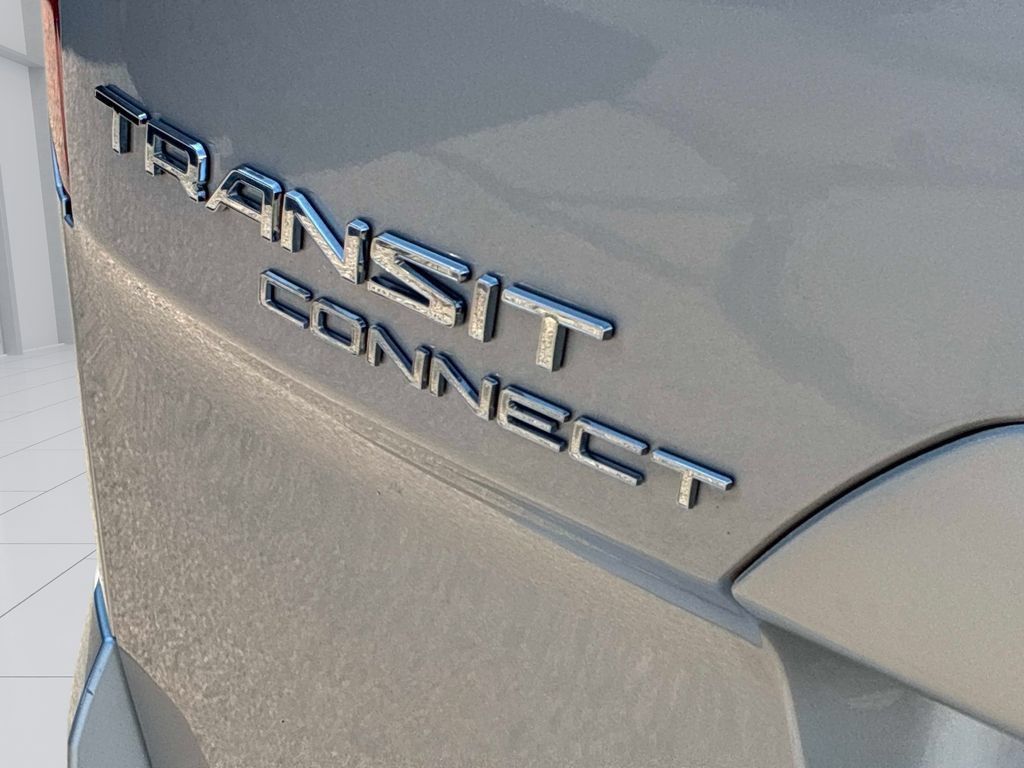 Used 2021 Ford Transit Connect XLT FWD image 17