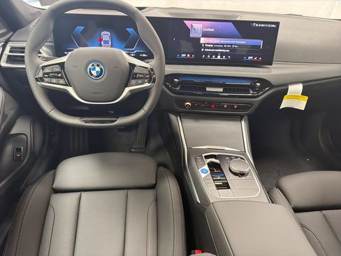Used 2026 BMW i4 xDrive40 AWD/4WD image 25