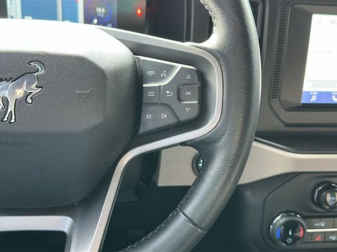 Used 2022 Ford Bronco Wildtrak AWD/4WD image 16
