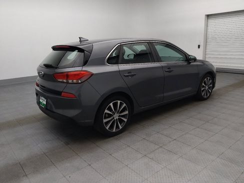 Used 2018 Hyundai Elantra GT FWD image 10