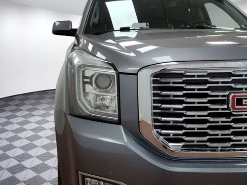Used 2018 GMC Yukon Denali w/ Denali Ultimate Package image 10