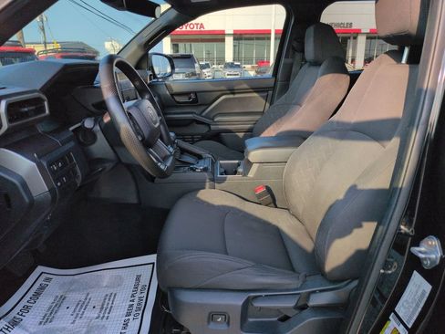 Used 2024 Toyota Tacoma SR5 AWD/4WD image 9