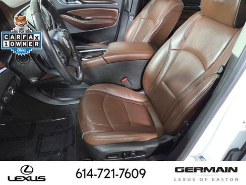 Used 2018 Buick Enclave Avenir w/ Avenir Technology Package AWD/4WD image 19