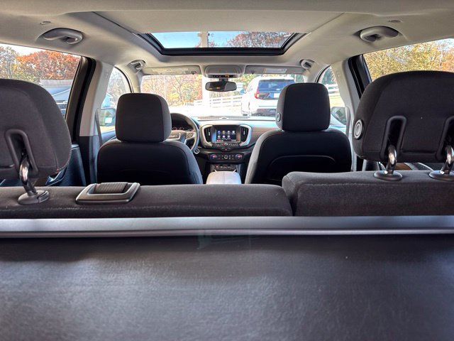 Used 2018 GMC Terrain SLE w/ Driver Convenience Package AWD/4WD image 30