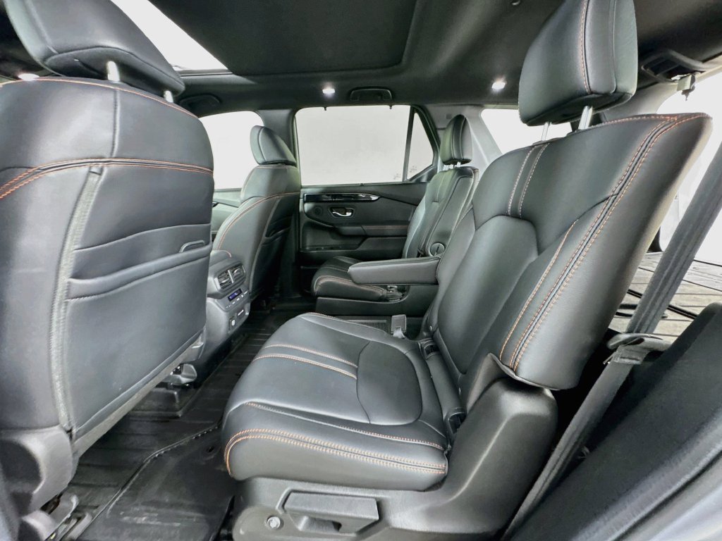 Used 2024 Honda Pilot TrailSport image 32