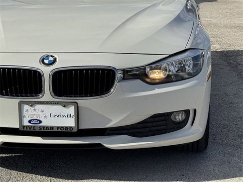 Used 2014 BMW 320i xDrive Sedan image 9