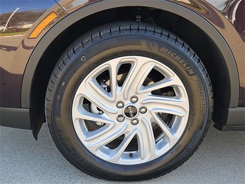 Used 2023 Lincoln Corsair Standard 4D Sport Utility image 37