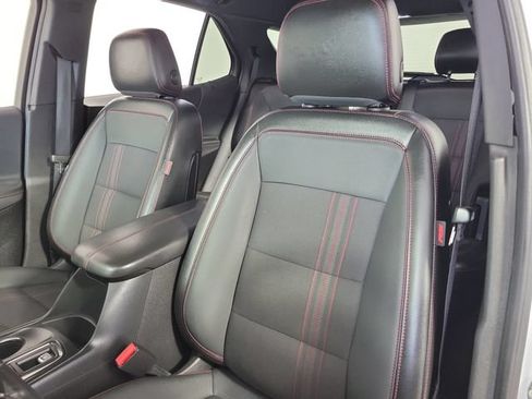 Used 2022 Chevrolet Equinox RS w/ Infotainment Package FWD image 20