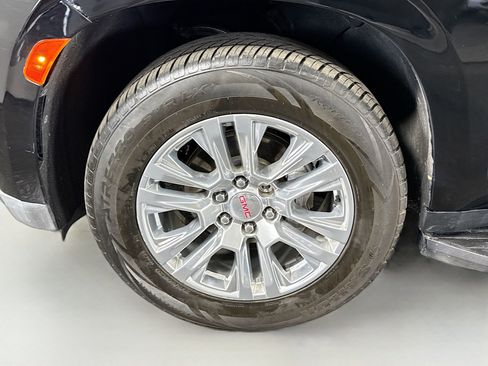 Used 2023 GMC Yukon Denali image 38