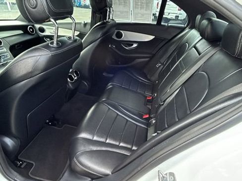 Used 2018 Mercedes-Benz C 300 Sedan image 15