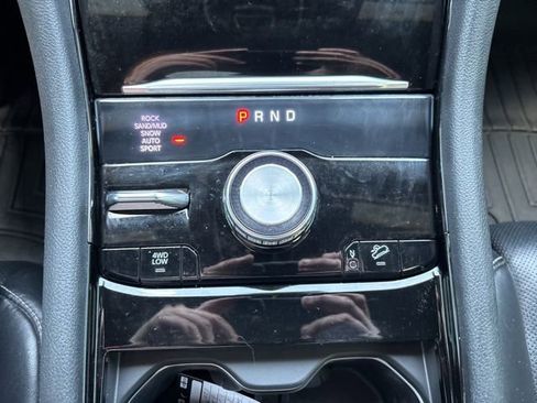 Used 2021 Jeep Grand Cherokee L Overland w/ Luxury Tech Group IV AWD/4WD image 28