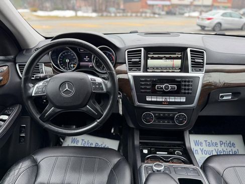 Used 2015 Mercedes-Benz GL 450 4MATIC w/ Lighting Package image 26