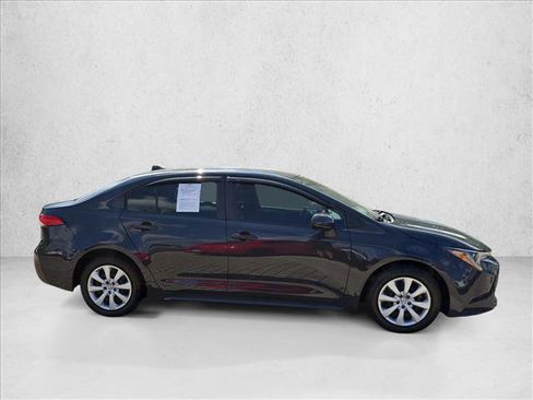 Used 2024 Toyota Corolla LE FWD image 4