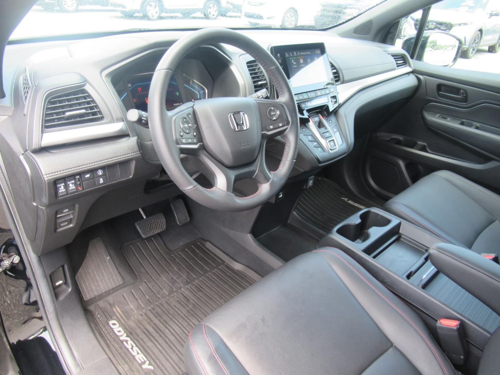 Used 2024 Honda Odyssey Sport image 18