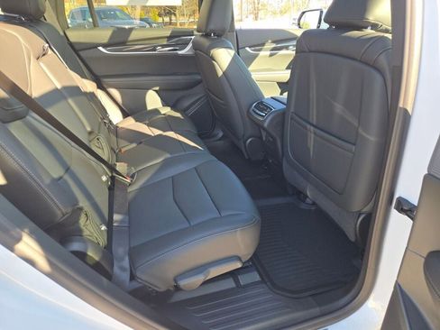 New 2025 Cadillac XT6 Sport image 10