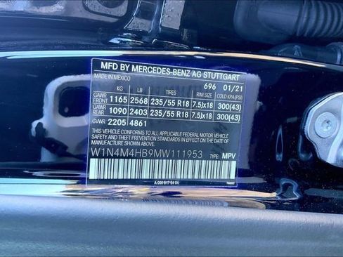 Certified 2021 Mercedes-Benz GLB 250 4MATIC image 4