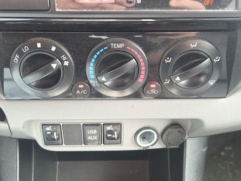 Used 2014 Toyota Tacoma 4x4 Double Cab image 24