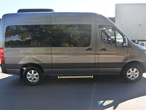 Used 2023 Mercedes-Benz Sprinter 2500 image 4