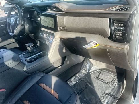 New 2026 GMC Sierra 1500 AT4 w/ AT4 Premium Package image 30