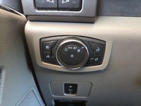 Used 2020 Ford F250 XLT w/ XLT Premium Package AWD/4WD image 52