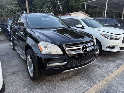 Used 2012 Mercedes-Benz GL 450 4MATIC image 2