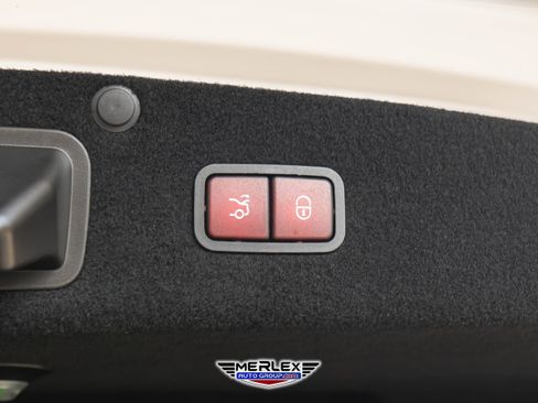 Used 2018 Mercedes-Benz S 560 4MATIC Sedan w/ AMG Line Exterior image 53