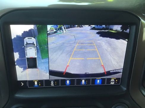 Used 2023 Chevrolet Silverado 2500 High Country w/ Z71 Off-Road Package image 19