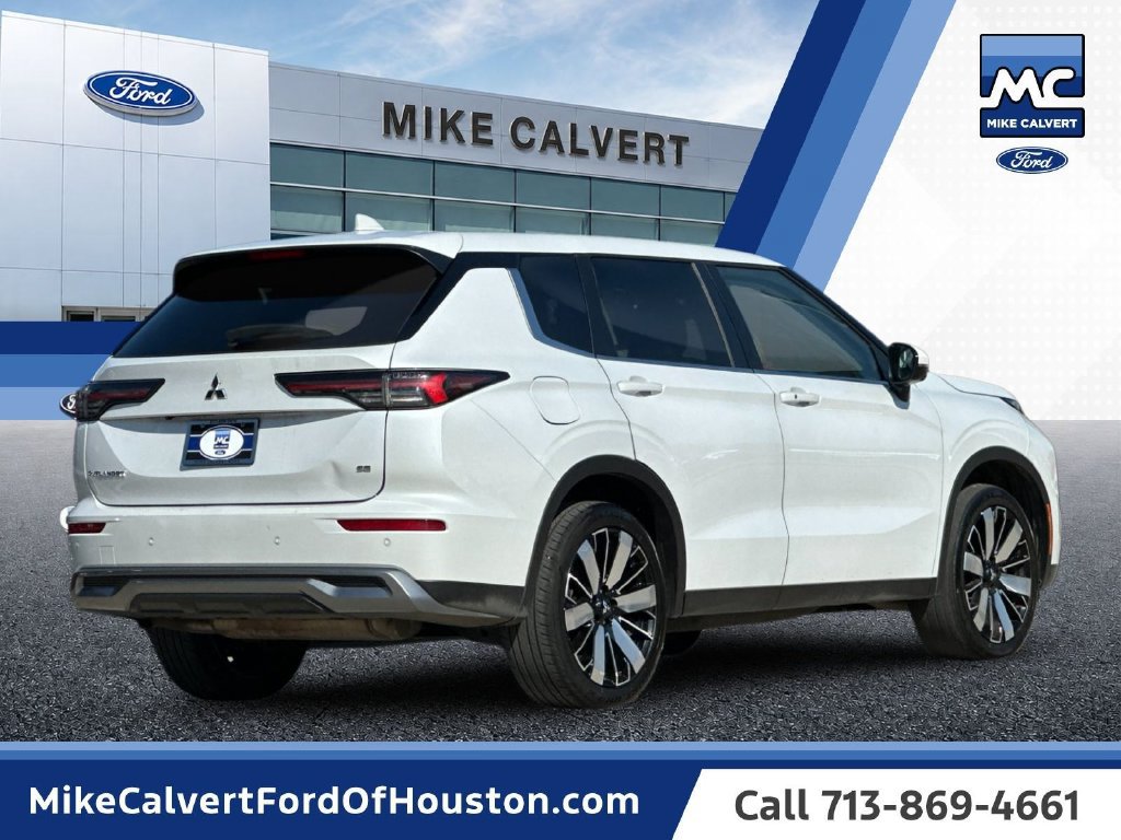 Used 2025 Mitsubishi Outlander SE FWD image 5