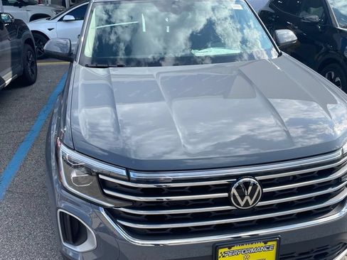New 2026 Volkswagen Atlas SE AWD/4WD image 2