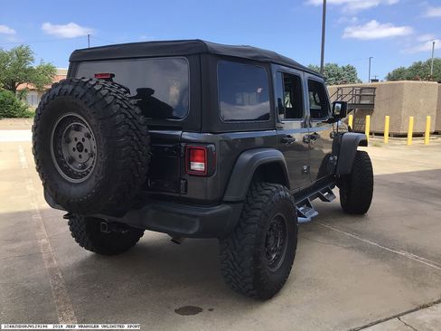 Used 2018 Jeep Wrangler Unlimited Sport AWD/4WD image 5