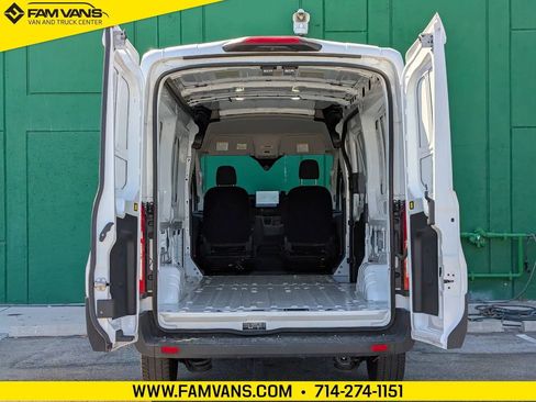 Used 2023 Ford E-Transit Medium Roof RWD image 13