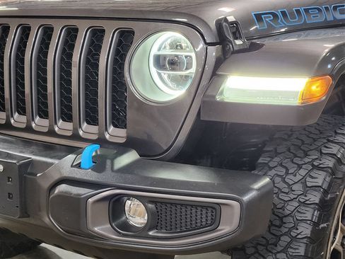 Used 2022 Jeep Wrangler Unlimited Rubicon 4xe w/ Cold Weather Group AWD/4WD image 14
