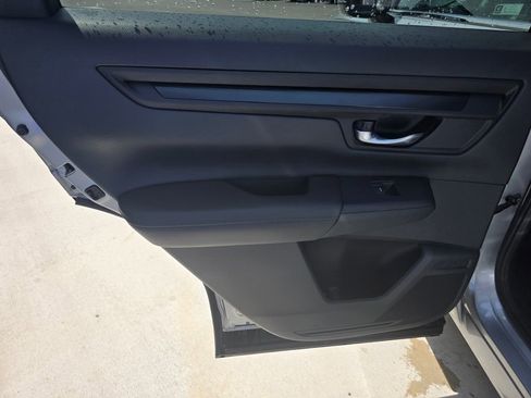 Used 2024 Honda CR-V EX image 9