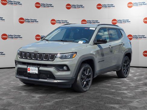 New 2026 Jeep Compass Latitude AWD/4WD image 1