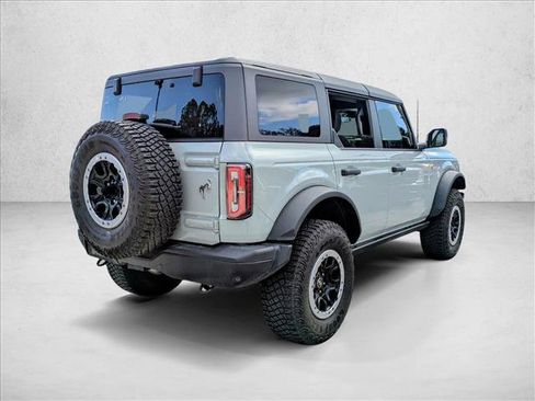 Used 2024 Ford Bronco Badlands image 5