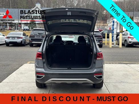 Used 2023 Volkswagen Taos SE AWD/4WD image 34